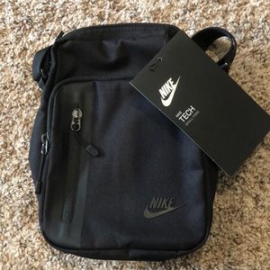 Nike core small items 3.0 bag